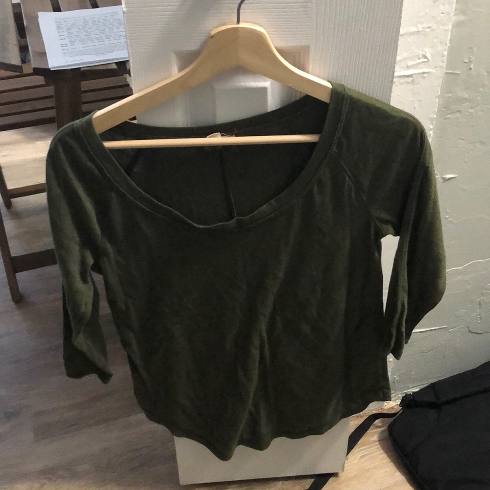 green half sleeve top